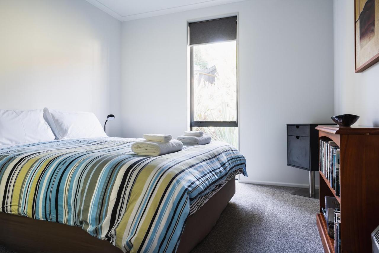 Modern Family Friendly Getaway Villa Dunedin Exteriör bild
